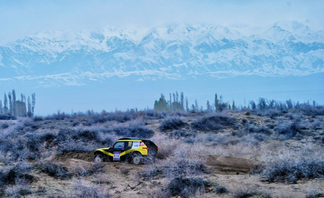 2023中国环塔伊犁分站赛在完成总共赛段的角逐（新疆播送电视台申佳霖）